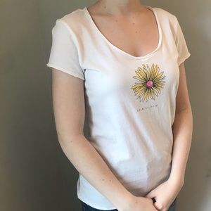 Life Is Good Short Sleeve Graphic Tee XS